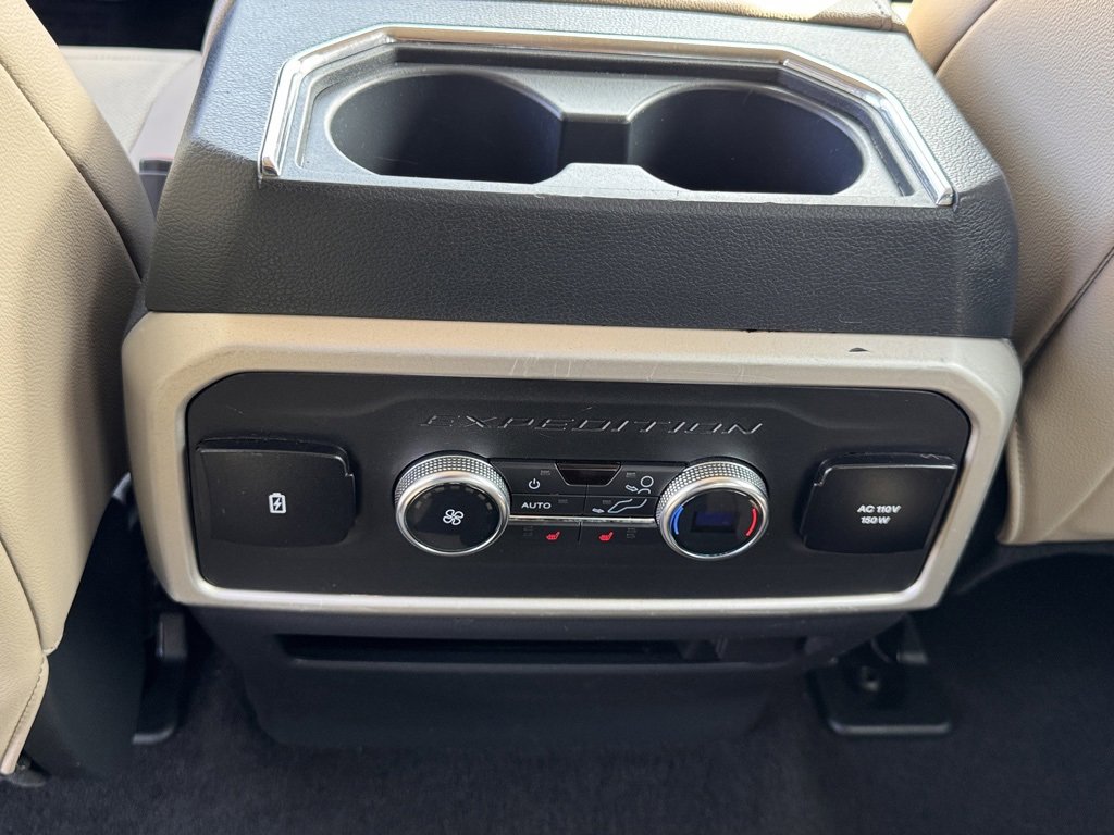 Used 2022 Ford Expedition Limited image 30