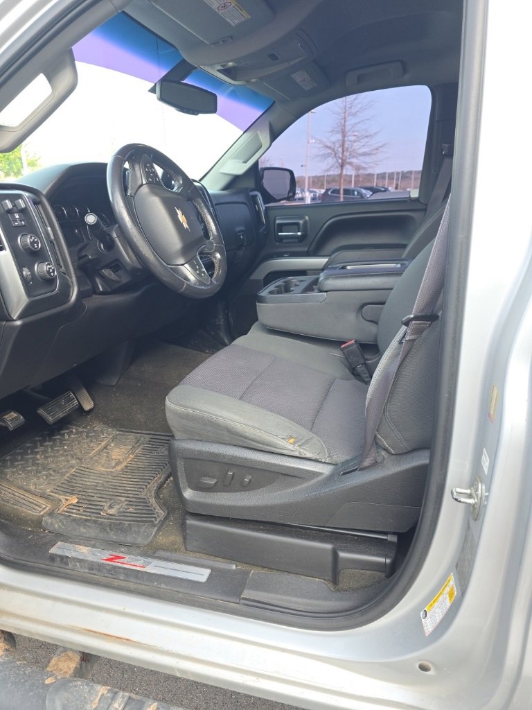 Used 2015 Chevrolet Silverado 2500 LT w/ LT Convenience Package image 1