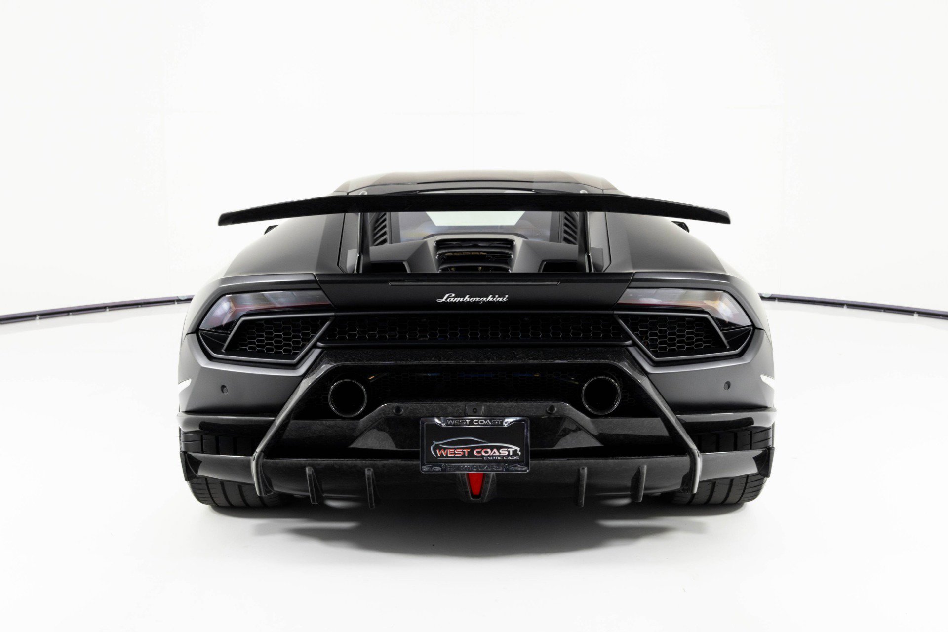 Used 2018 Lamborghini Huracan Performante image 4