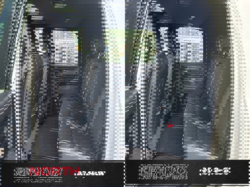 Used 2024 RAM 3500 Limited image 18