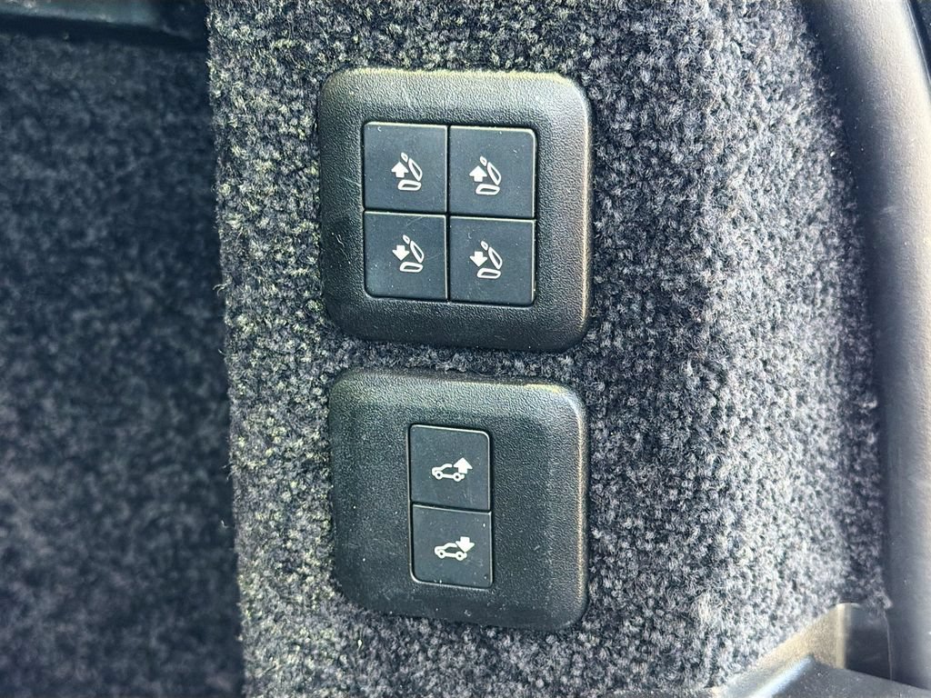 Used 2020 Land Rover Range Rover HSE AWD/4WD image 13