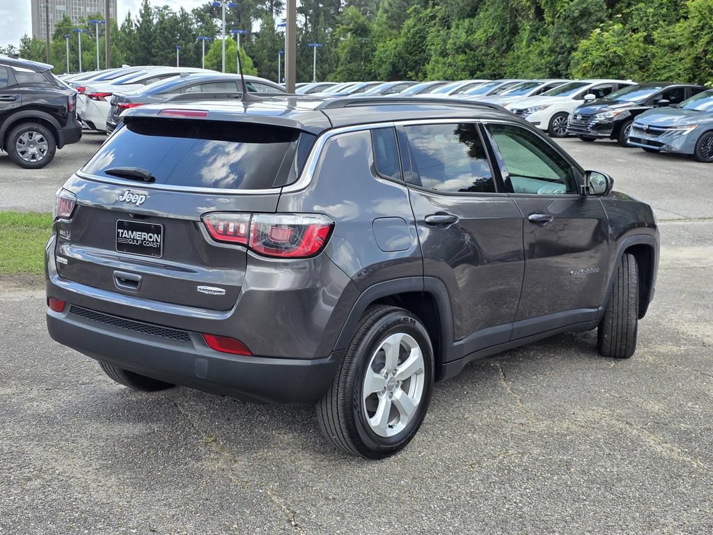 Used 2019 Jeep Compass Latitude FWD image 6