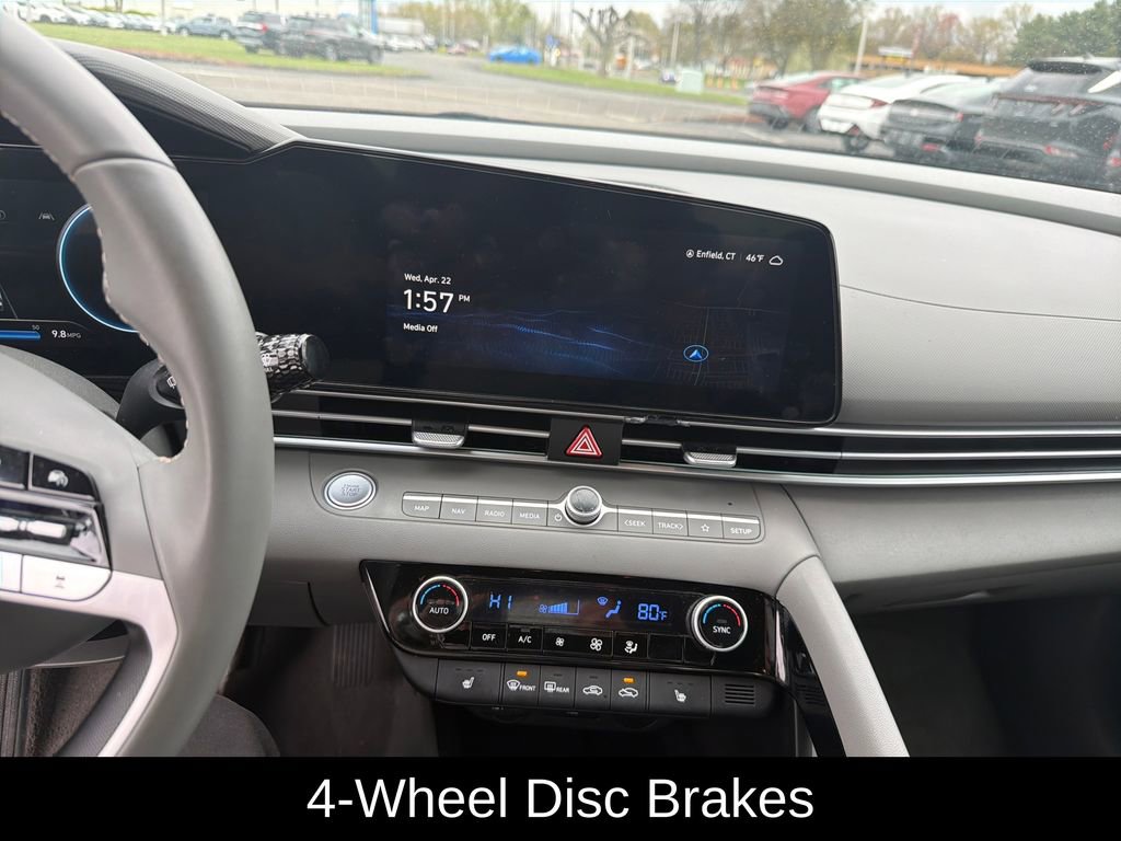 Used 2025 Hyundai Elantra SEL w/ Cargo Package FWD image 17