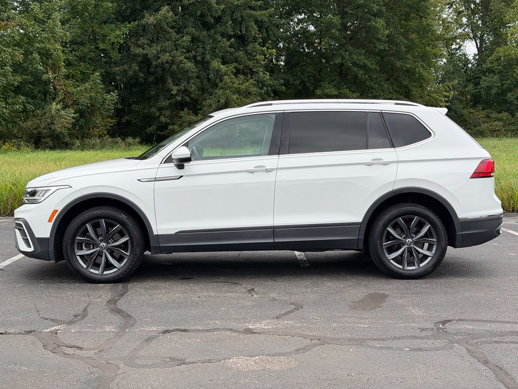 Used 2022 Volkswagen Tiguan SE AWD/4WD image 8