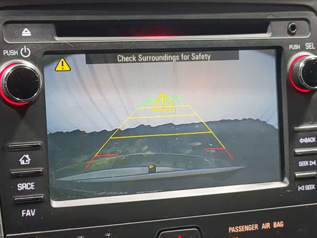 Used 2015 GMC Acadia SLE image 44