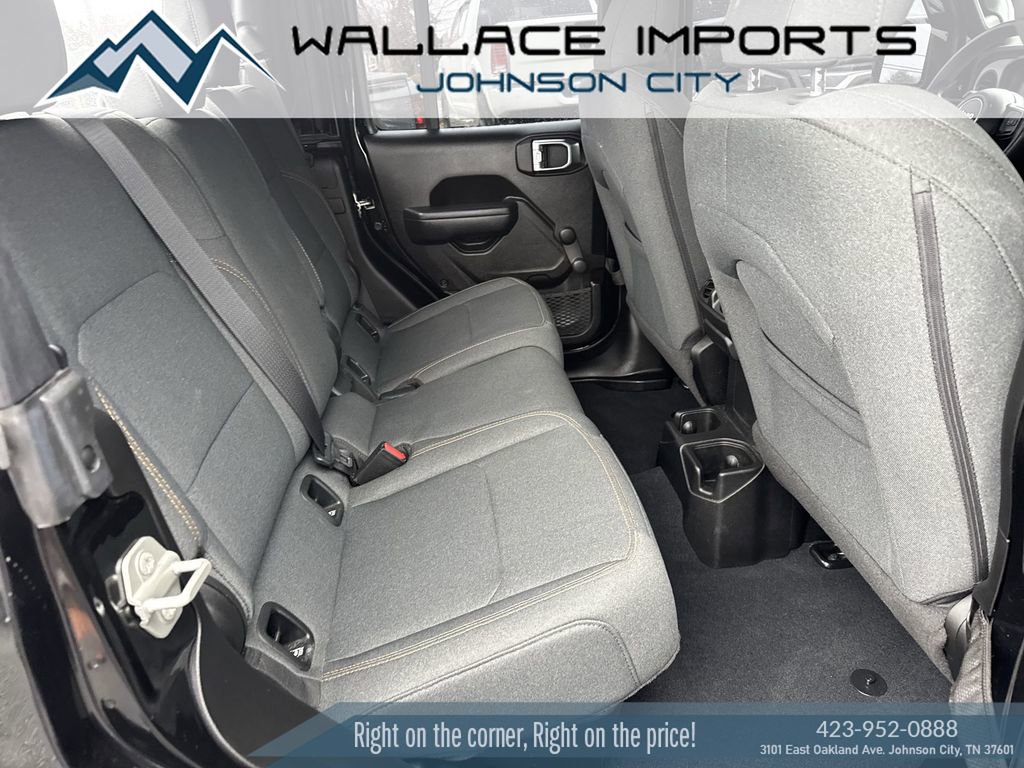 Used 2024 Jeep Gladiator Sport AWD/4WD image 41
