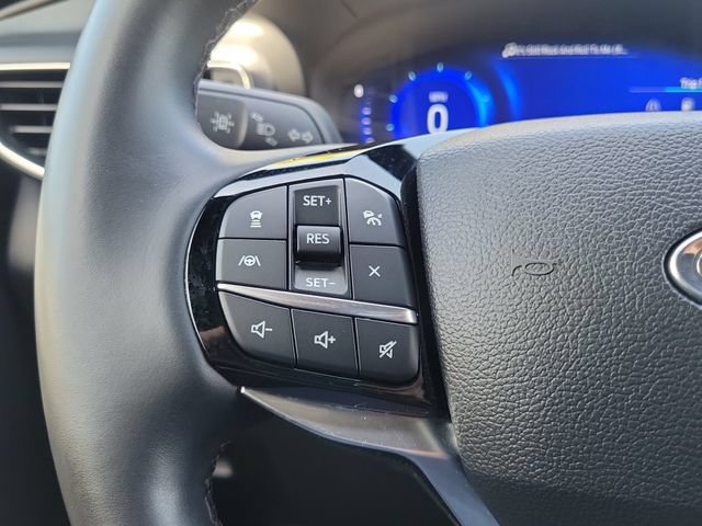 Used 2023 Ford Explorer Platinum w/ Technology Package AWD/4WD image 20