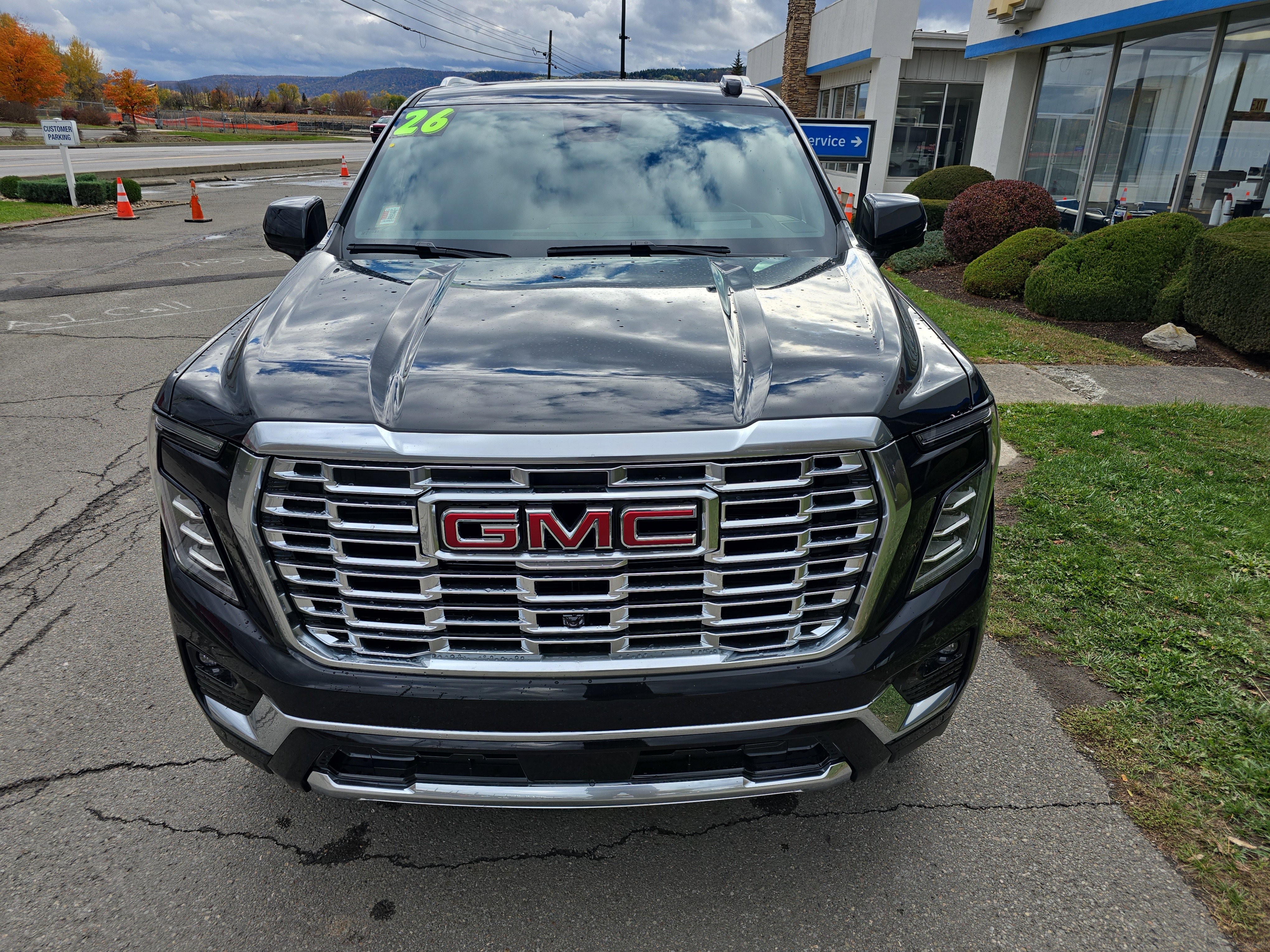 New 2026 GMC Yukon Denali w/ Denali Reserve Package image 9