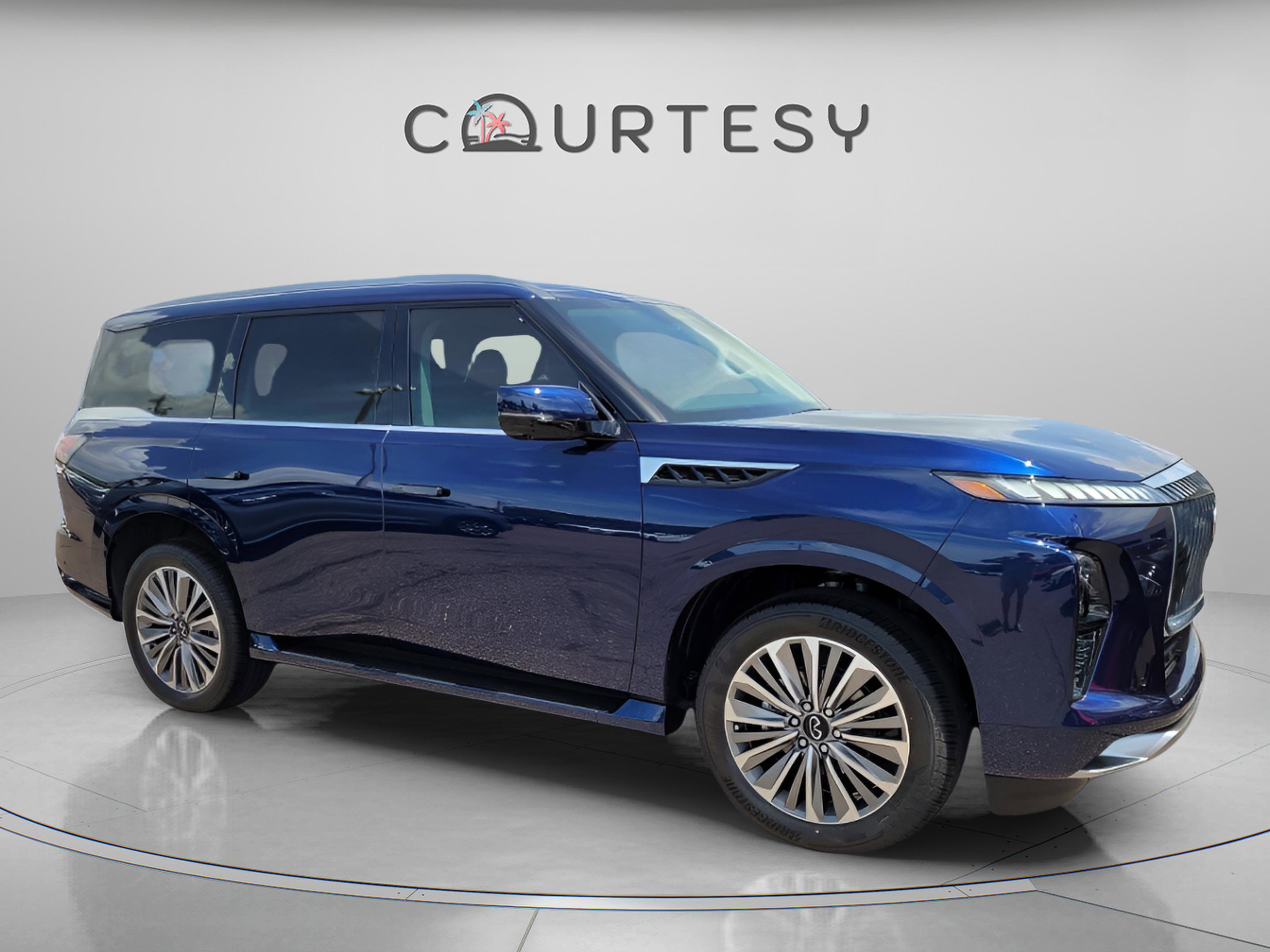 Certified 2025 INFINITI QX80 Sensory image 8