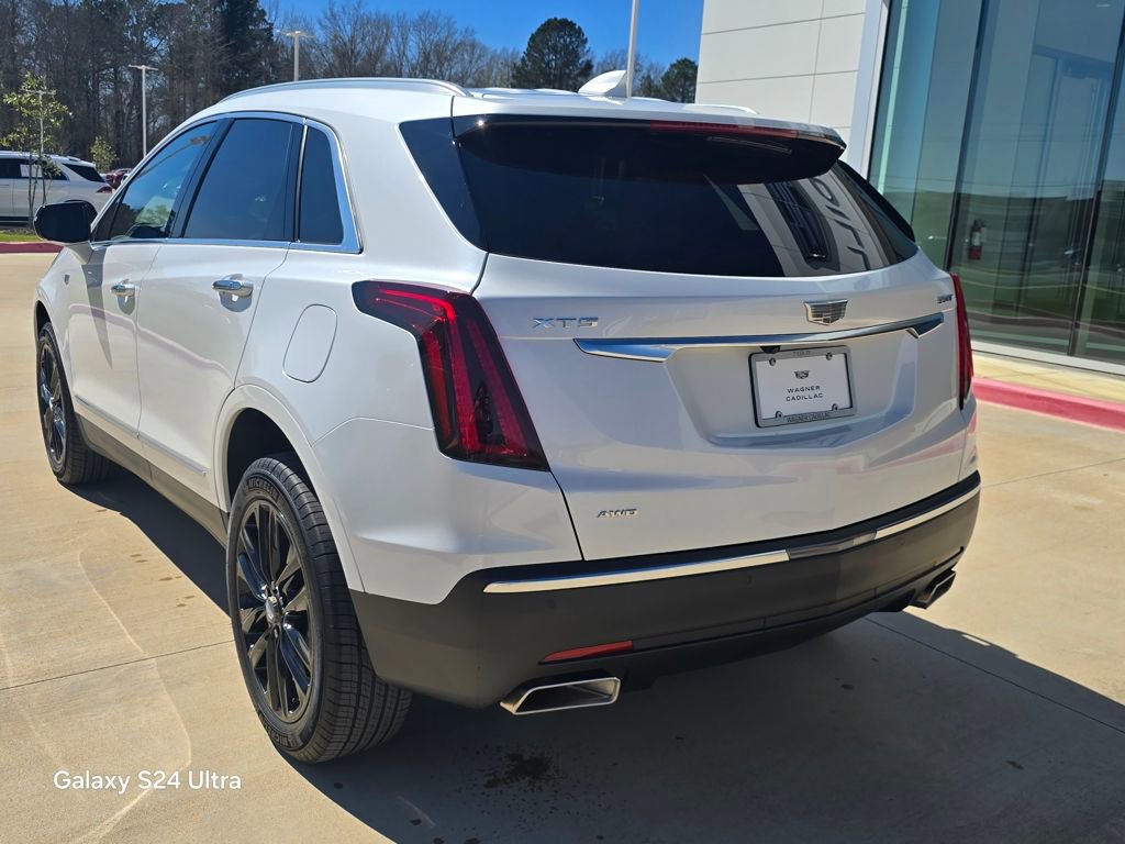 New 2026 Cadillac XT5 Luxury w/ LPO, Bronce Accent Package image 3