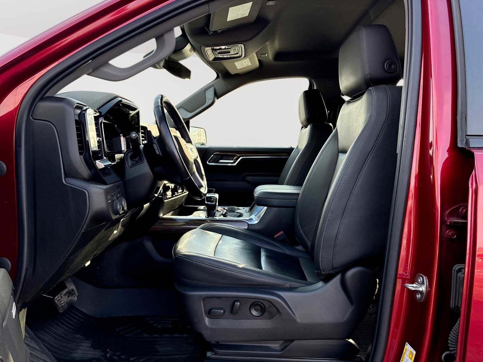 Certified 2023 Chevrolet Silverado 1500 RST image 19