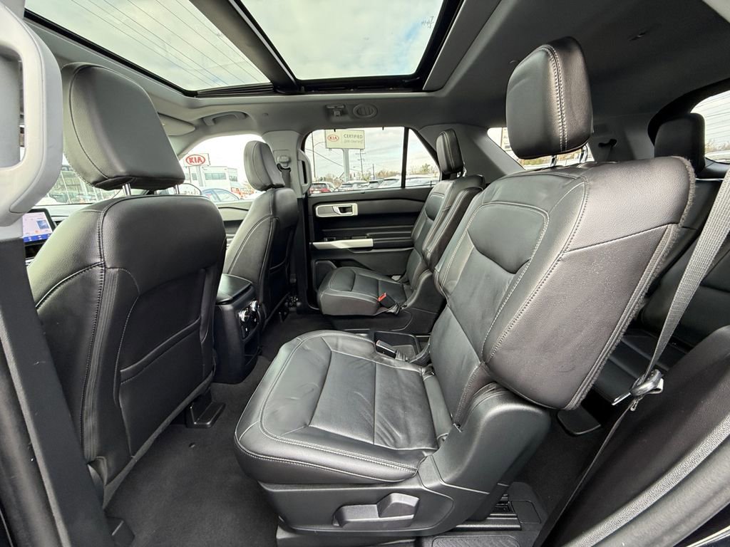 Used 2021 Ford Explorer Limited w/ Hybrid Equipment Group 310A image 25