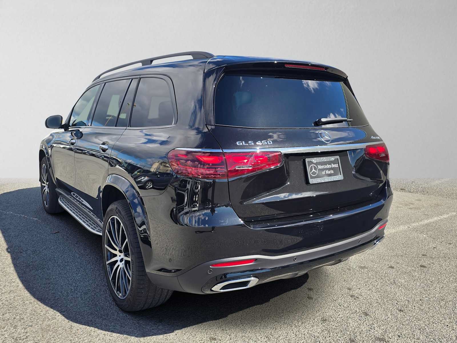 Used 2026 Mercedes-Benz GLS 450 4MATIC image 8