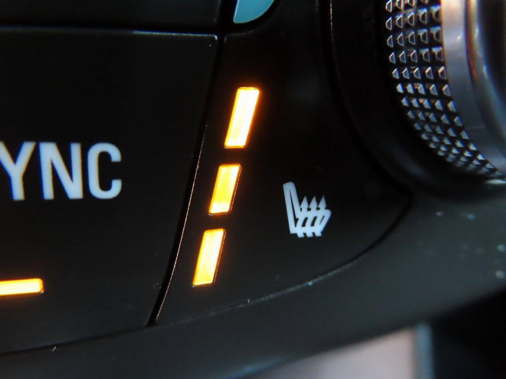 Certified 2022 Chevrolet Traverse LT w/ LPO, Floor Liner Package image 7