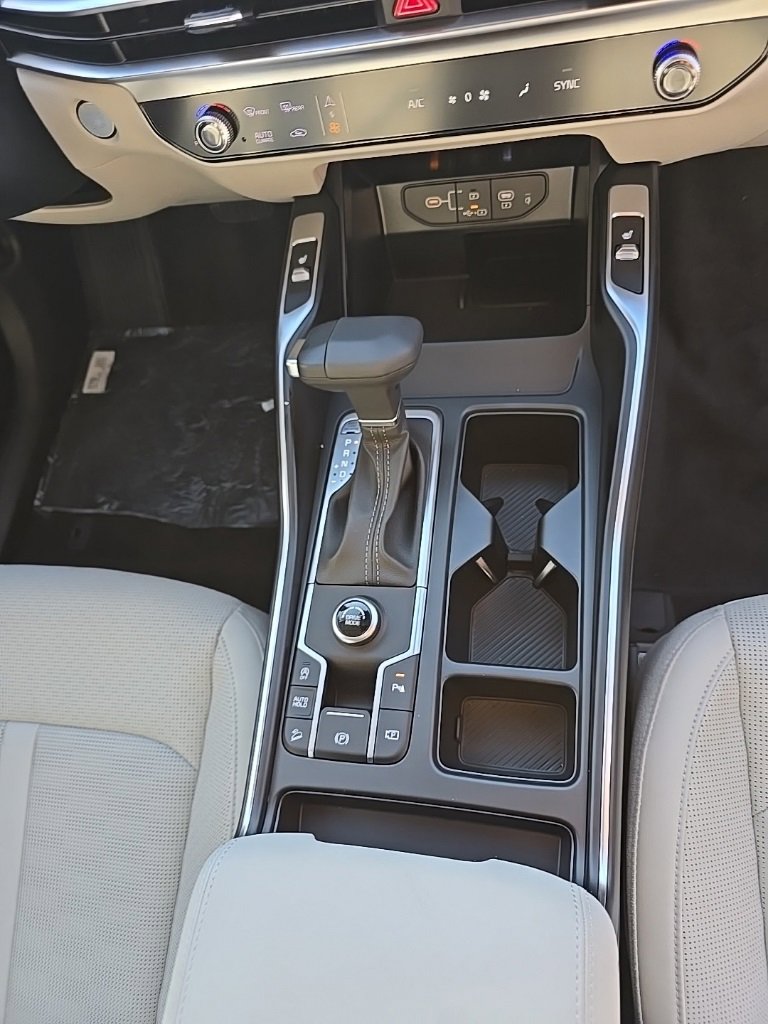 New 2025 Kia Sorento EX w/ Panoramic Sunroof Package image 9