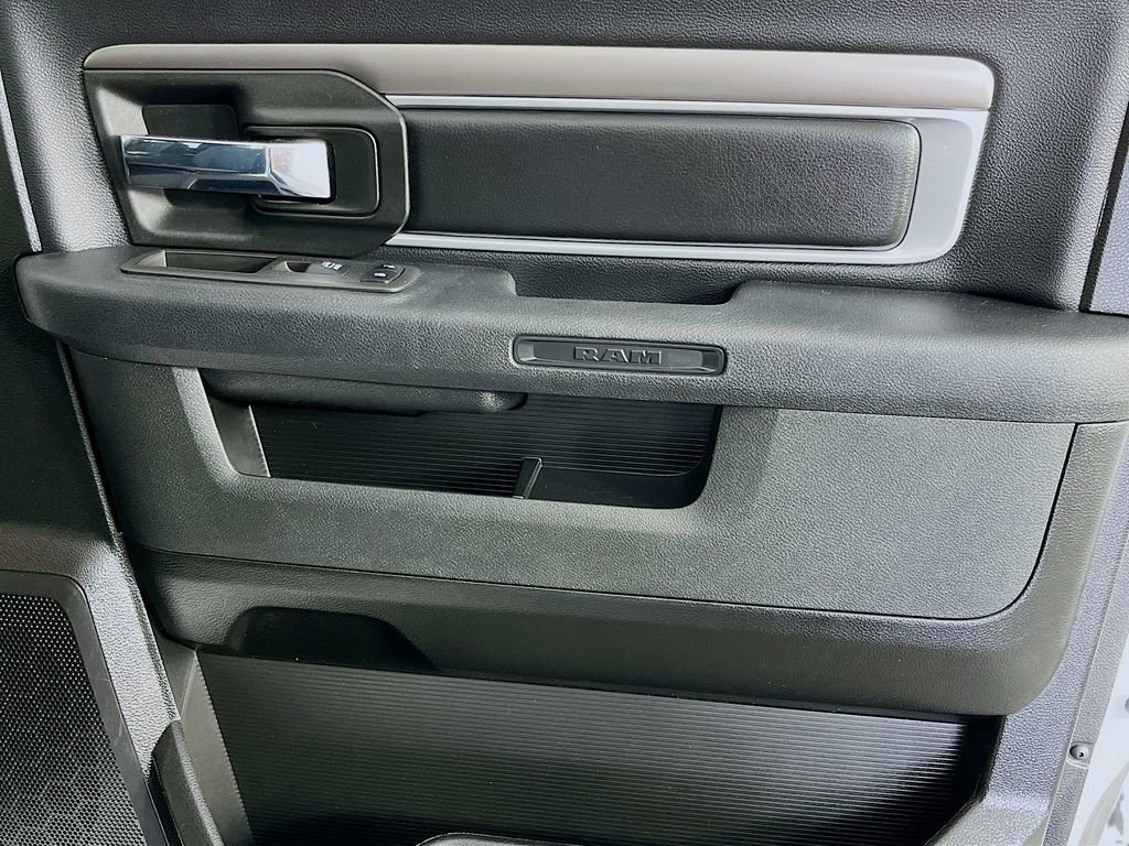 Used 2022 RAM 1500 Classic Warlock AWD/4WD image 34