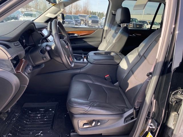 Certified 2017 Cadillac Escalade Luxury image 17