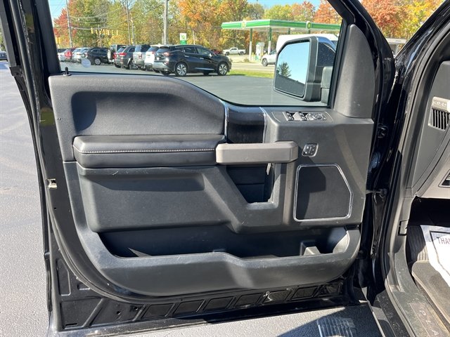 Used 2018 Ford F150 Platinum AWD/4WD image 16