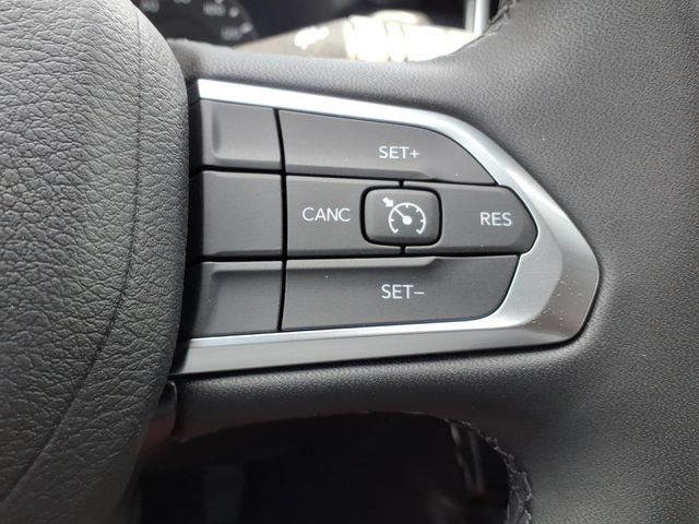 New 2026 Jeep Compass Latitude AWD/4WD image 24