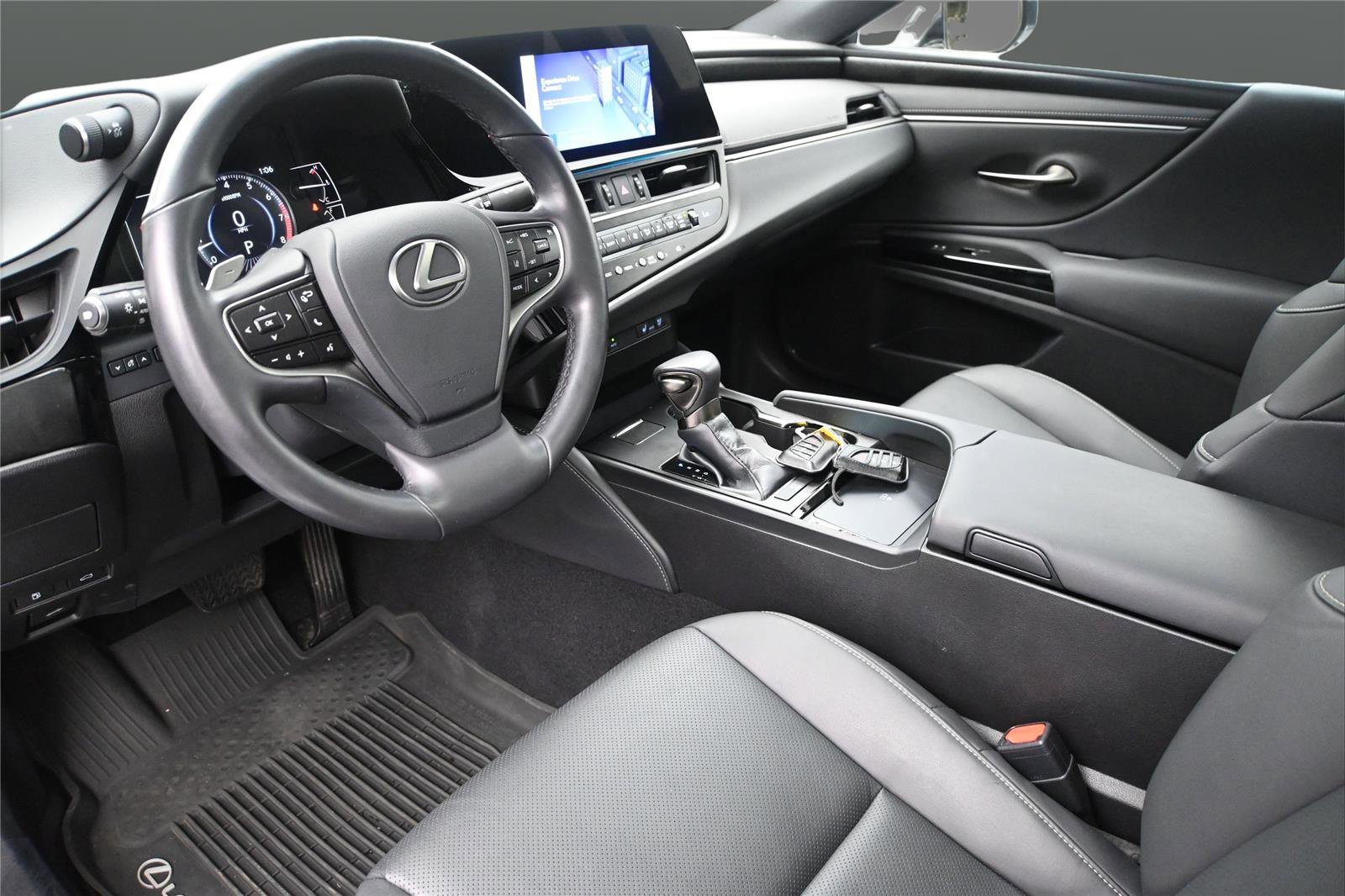 Used 2023 Lexus ES 350 w/ Premium Package FWD image 2