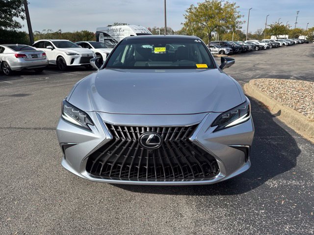 Certified 2025 Lexus ES 350 Ultra Luxury FWD image 8