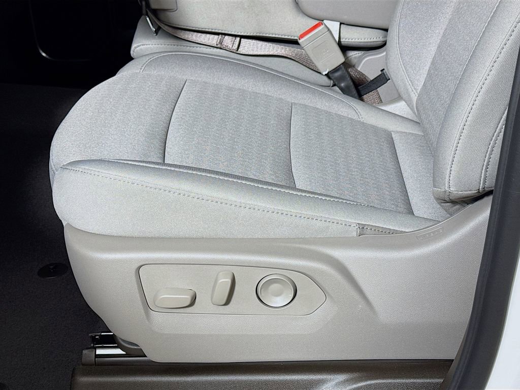 New 2026 GMC Sierra 1500 SLE w/ Preferred Package image 17