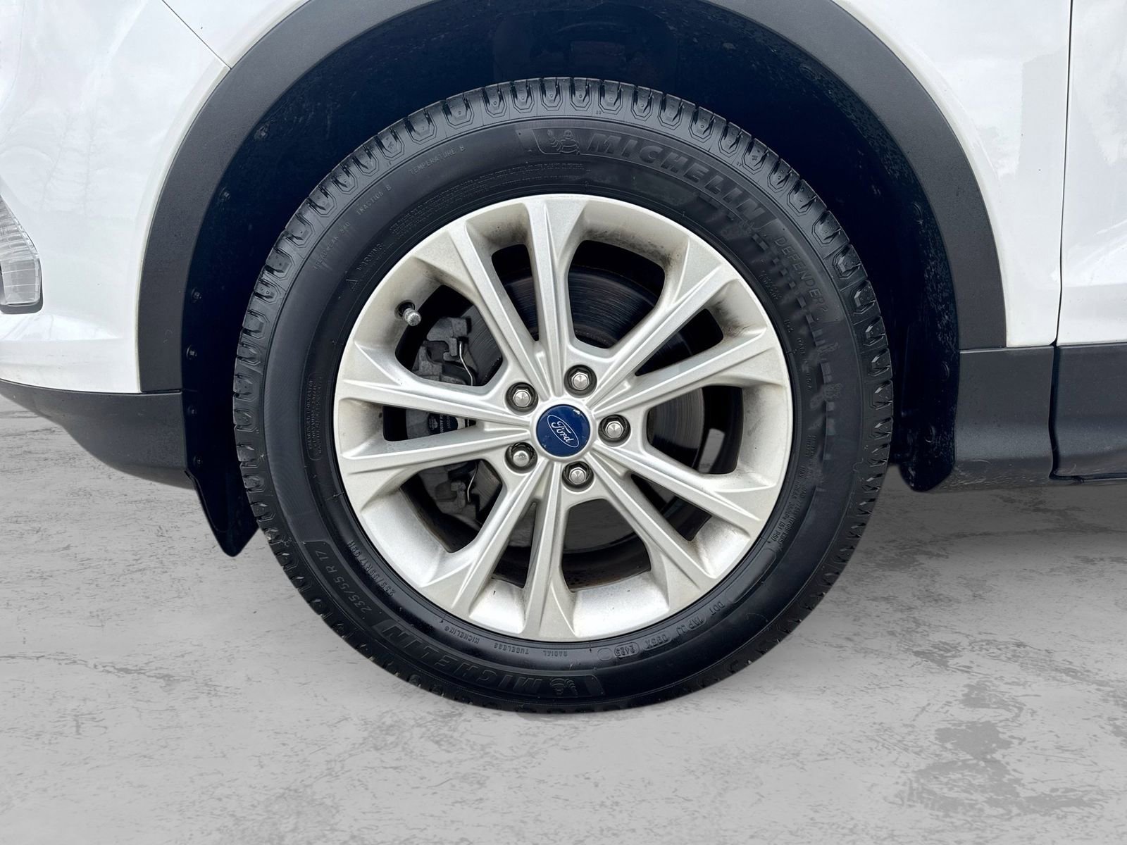 Used 2017 Ford Escape SE FWD image 15