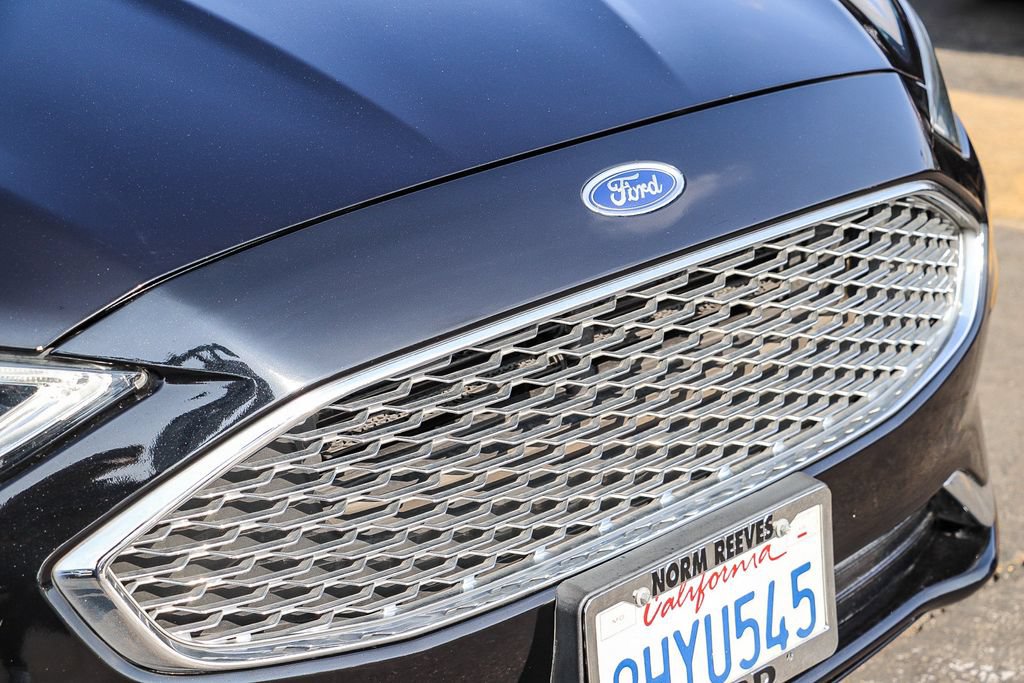 Used 2019 Ford Fusion Energi Titanium FWD image 6