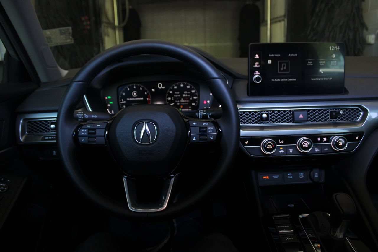 Certified 2026 Acura Integra FWD image 35
