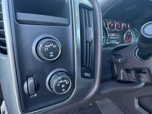 Used 2017 Chevrolet Silverado 1500 LT w/ All Star Edition AWD/4WD image 6