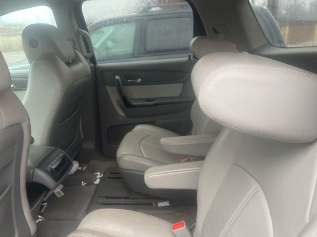 Used 2013 GMC Acadia SLT image 17