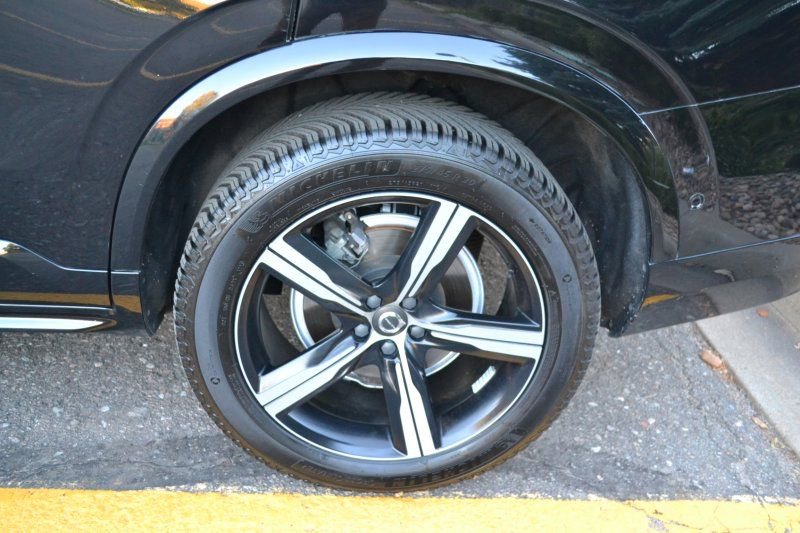 Used 2019 Volvo XC90 T6 R-Design w/ Protection Package image 38