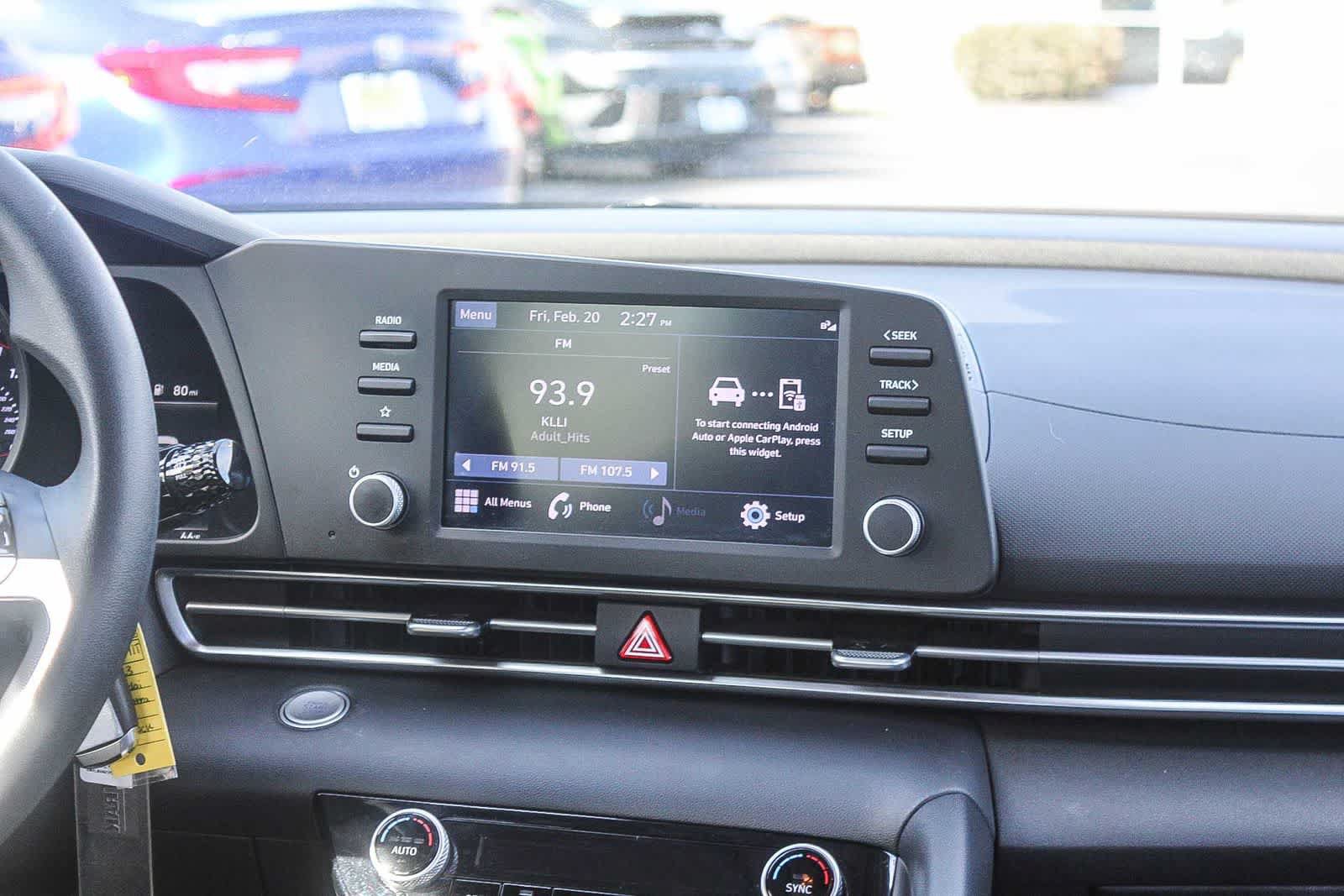 Used 2023 Hyundai Elantra SEL FWD image 18