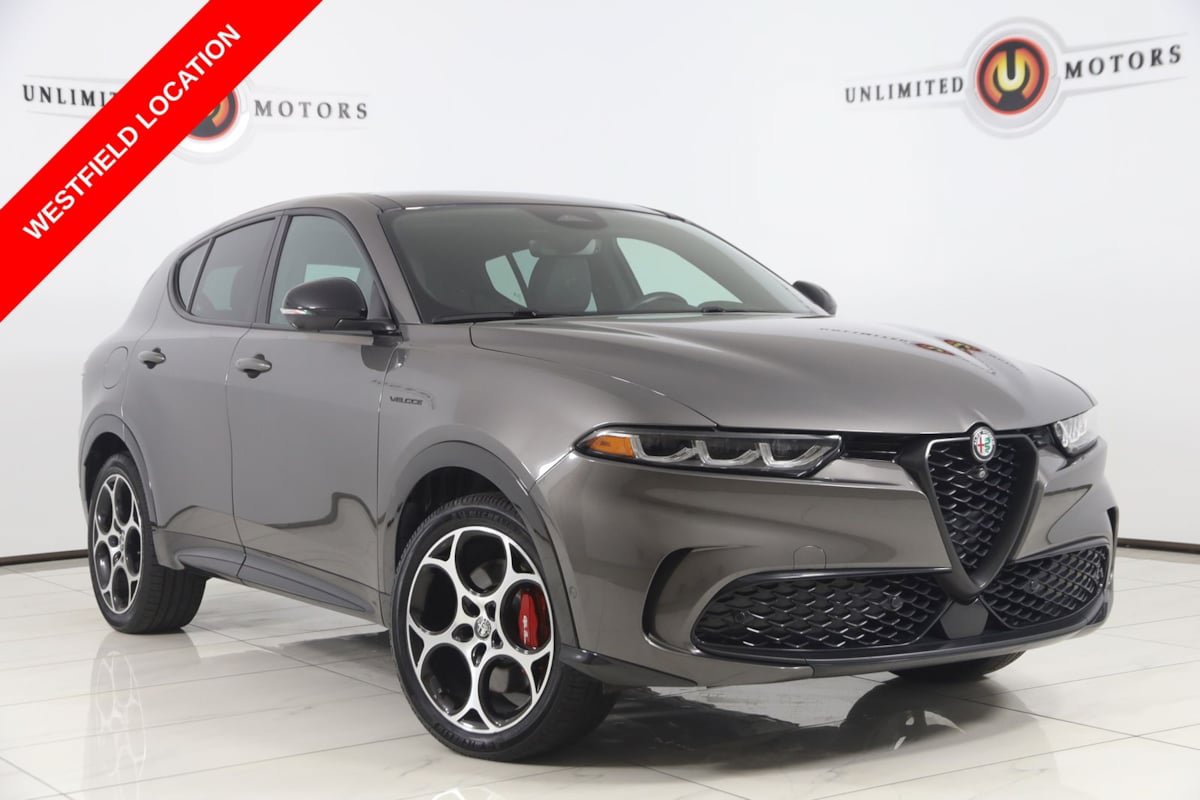 Used 2024 Alfa Romeo Tonale Veloce AWD/4WD image 1