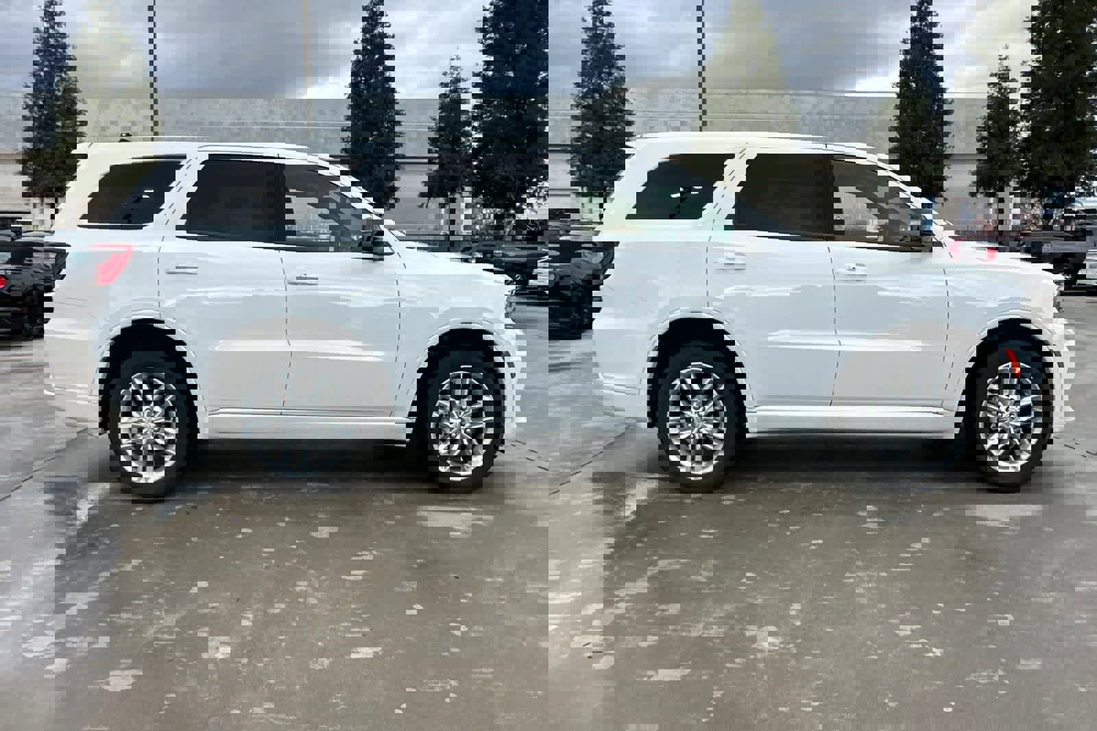 Used 2024 Dodge Durango GT image 9