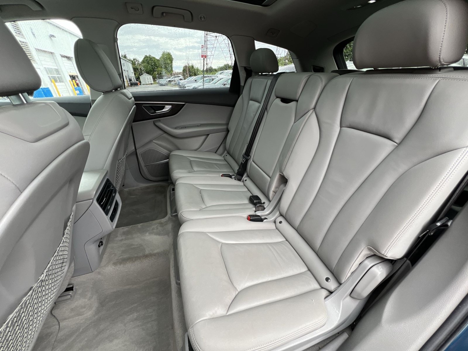 Used 2021 Audi Q7 3.0T Premium Plus w/ Premium Plus Package AWD/4WD image 5