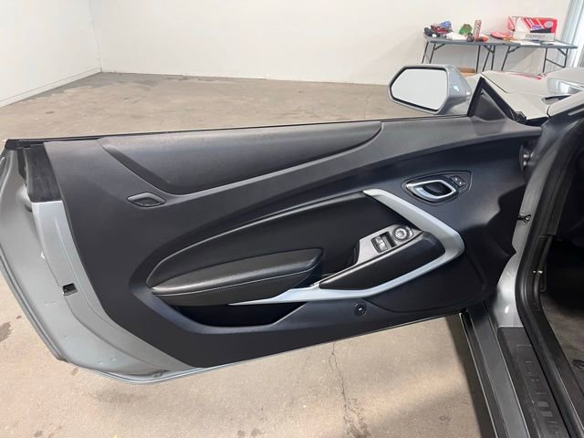 Used 2023 Chevrolet Camaro LT image 18