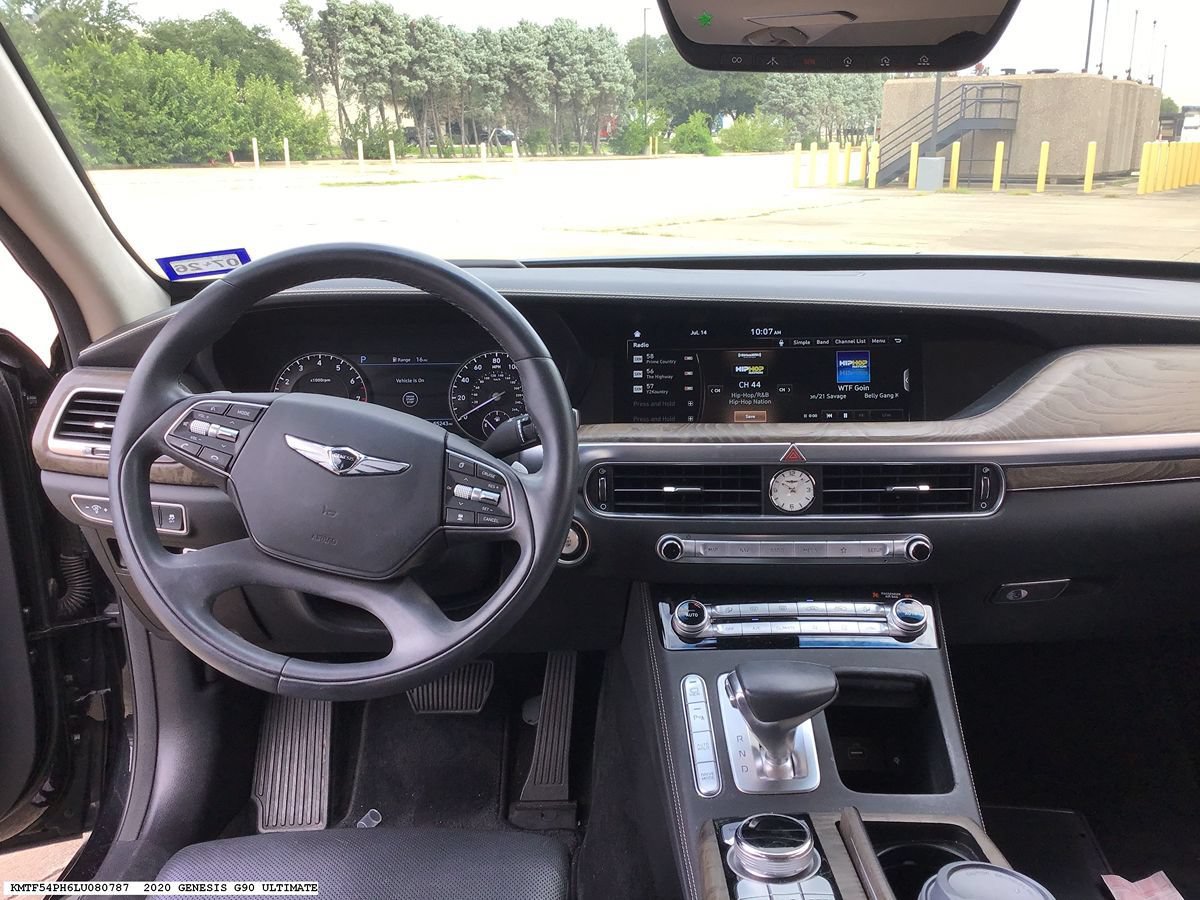 Used 2020 Genesis G90 5.0 Ultimate RWD image 11