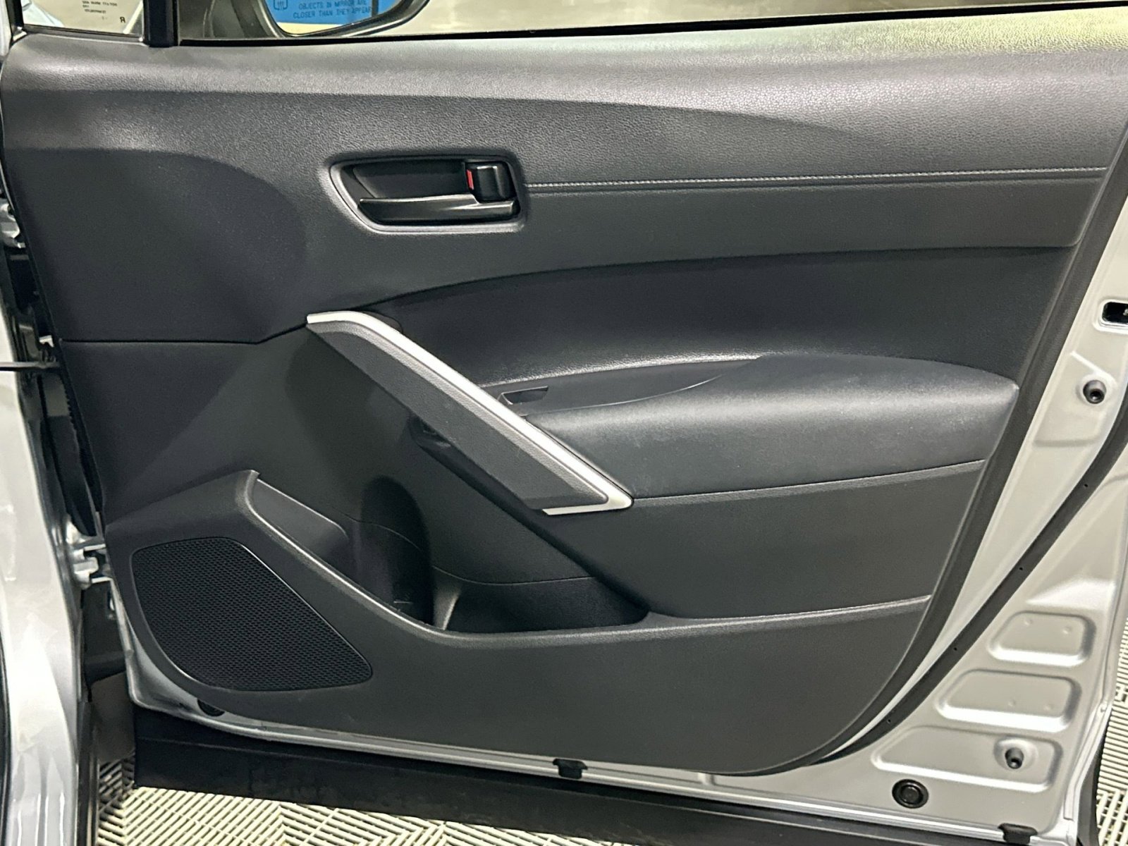 Used 2024 Toyota Corolla Cross SE w/ Moonroof Package image 36