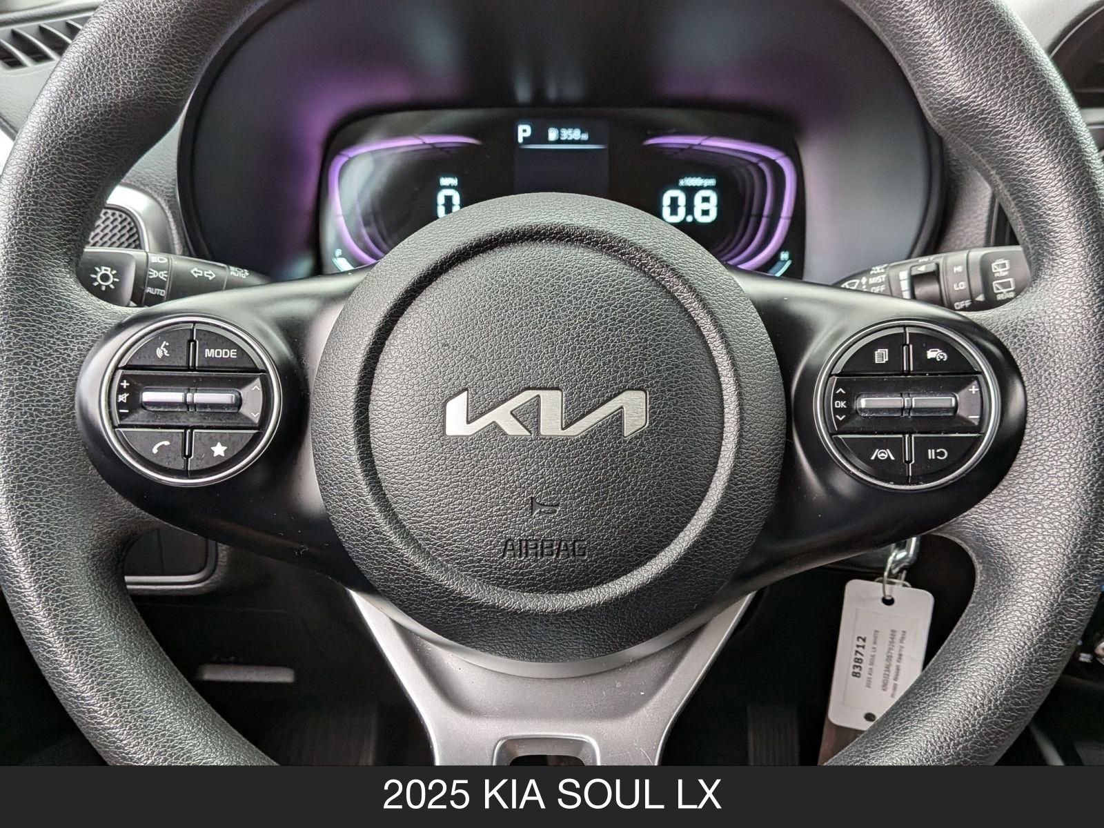 Used 2025 Kia Soul LX w/ LX Technology Package image 13