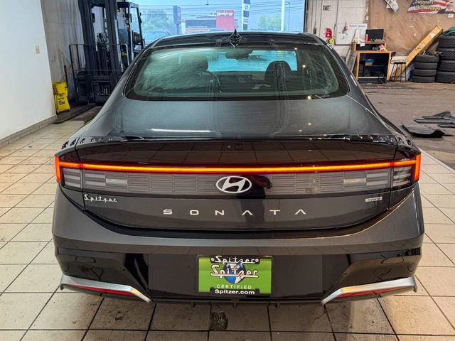 Used 2024 Hyundai Sonata SEL image 8