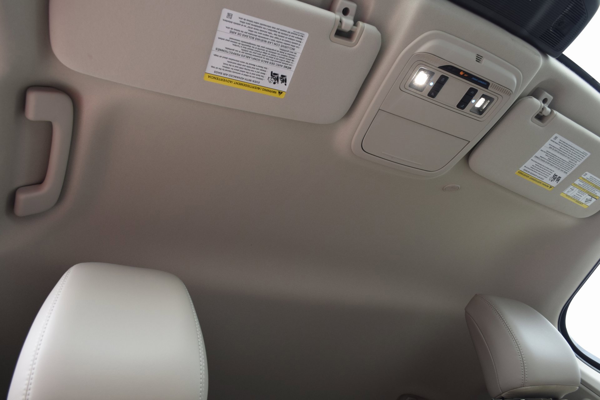 Used 2023 Ford Explorer XLT w/ Equipment Group 202A image 26