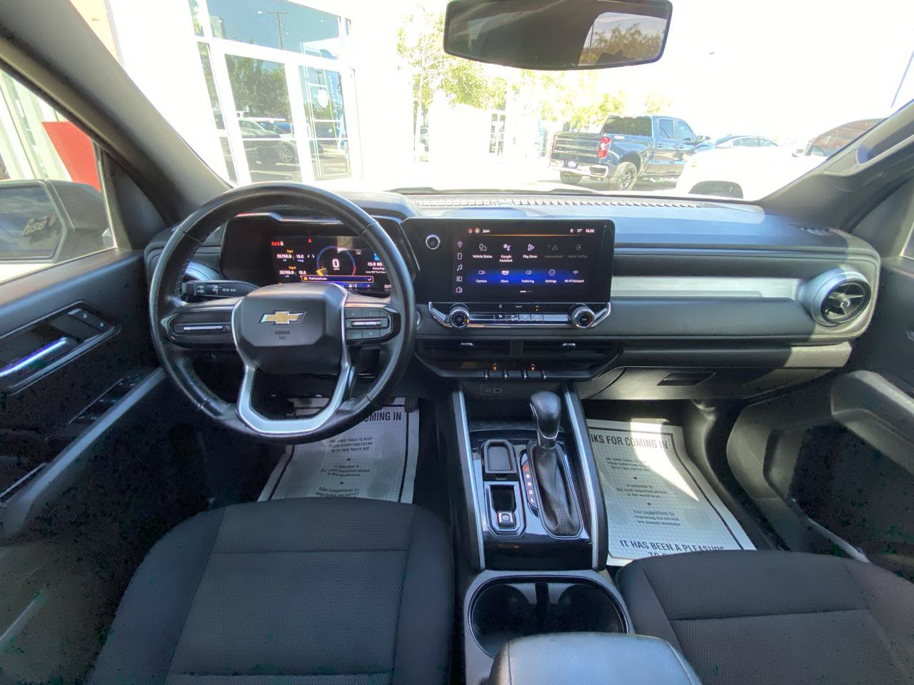 Used 2024 Chevrolet Colorado LT RWD image 20
