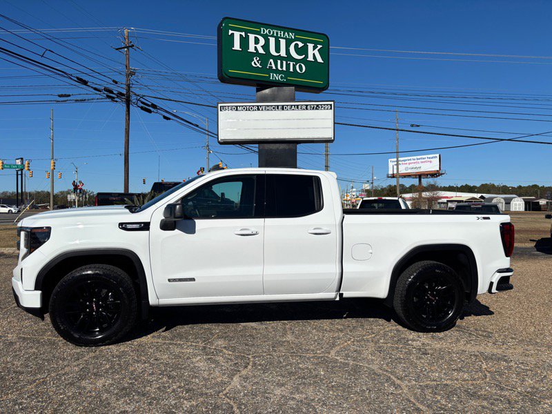 Used 2025 GMC Sierra 1500 Elevation w/ Preferred Package image 2