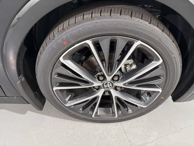 New 2026 Toyota Prius XLE FWD image 13