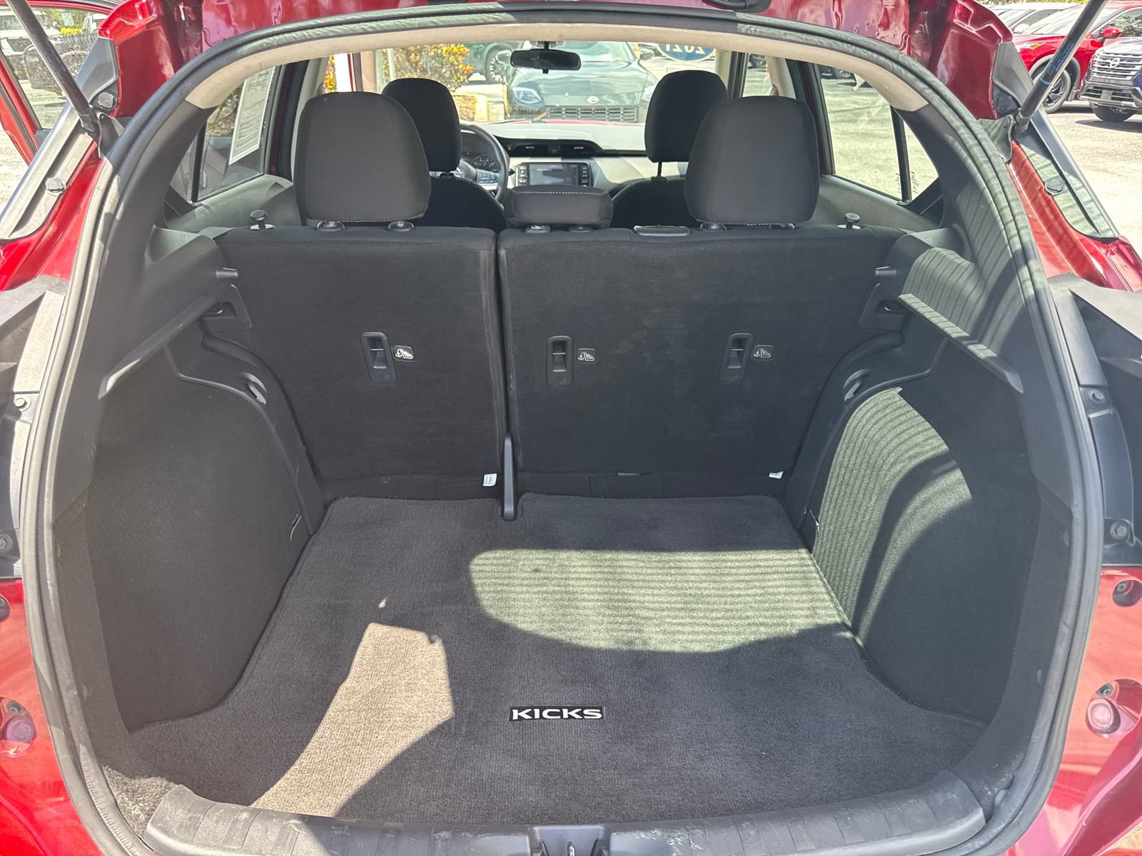 Used 2021 Nissan Kicks SV FWD image 36