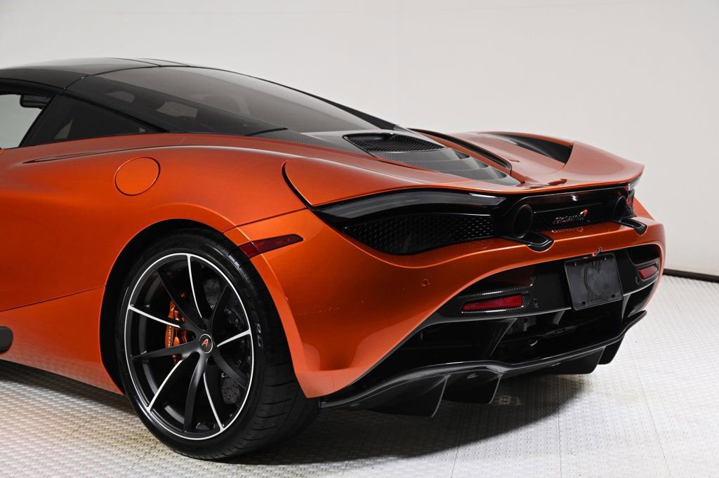 Used 2018 McLaren 720S Performance image 24
