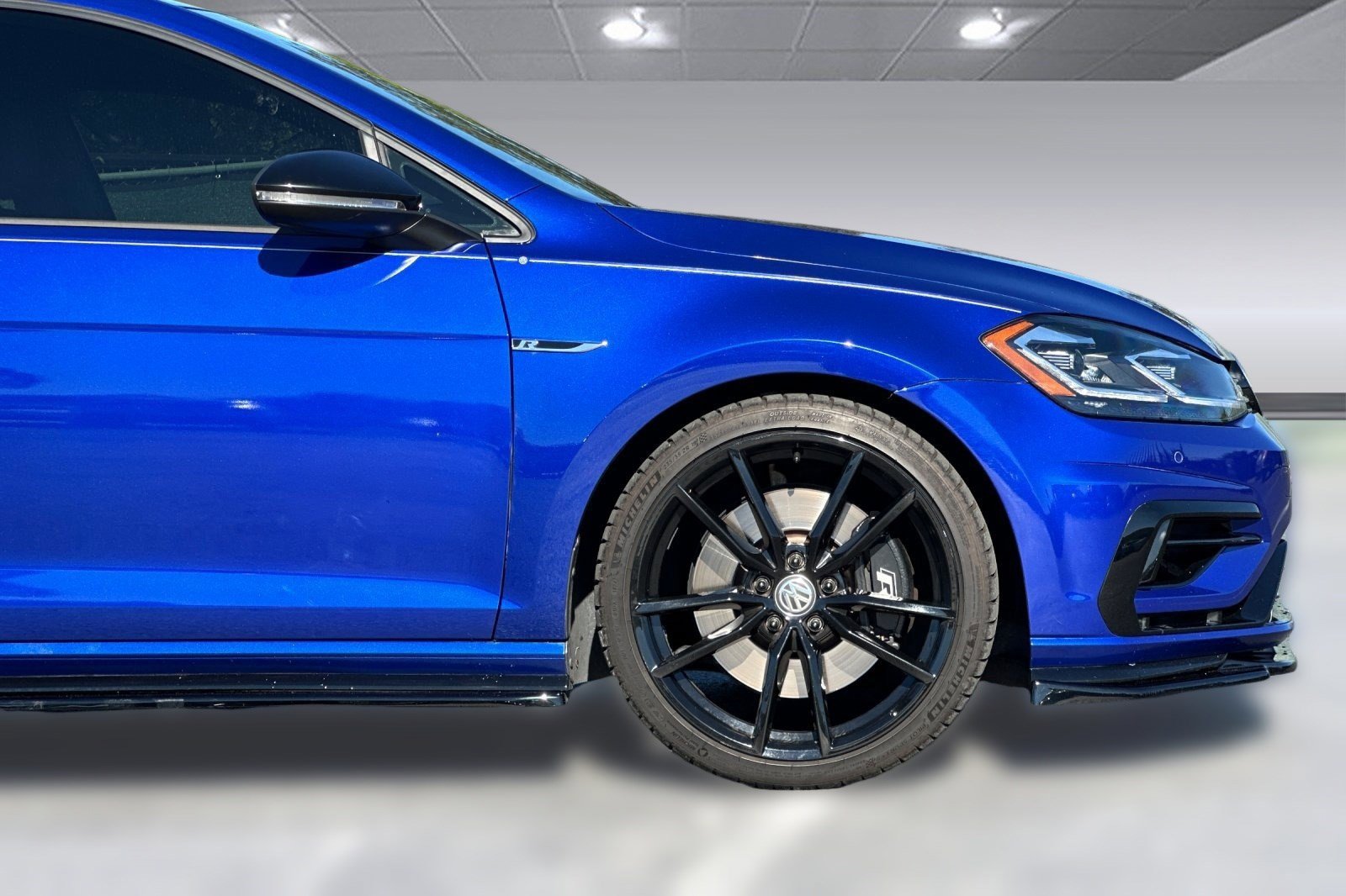 Used 2019 Volkswagen Golf R 4-Door image 36