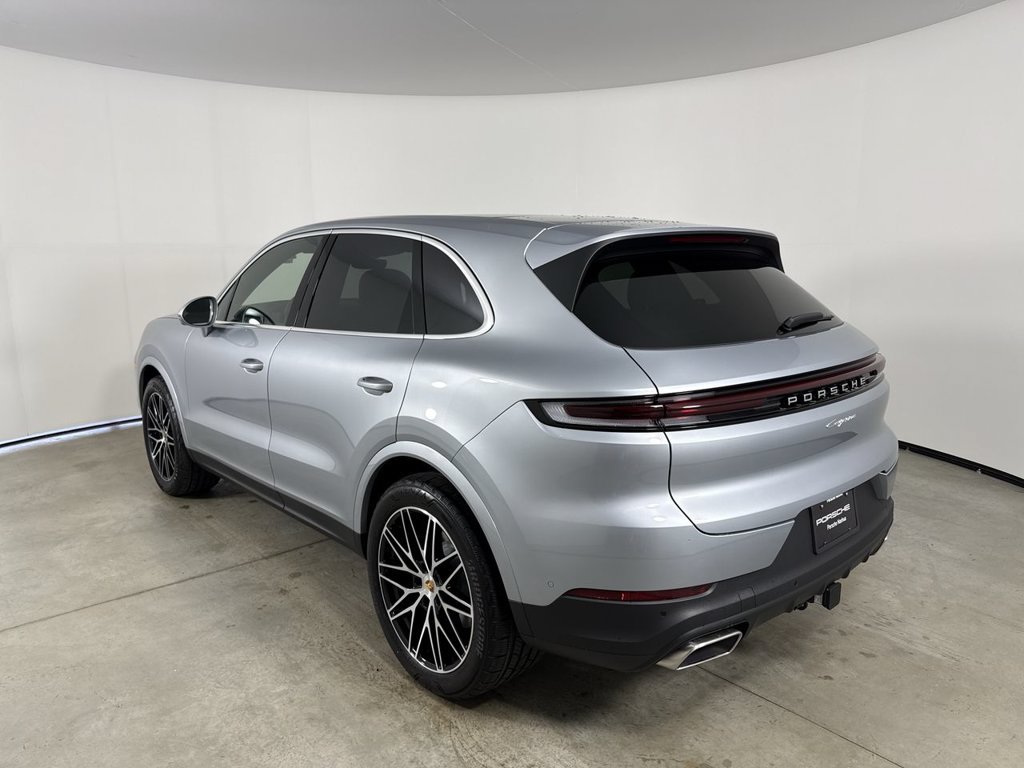 New 2026 Porsche Cayenne AWD/4WD image 3
