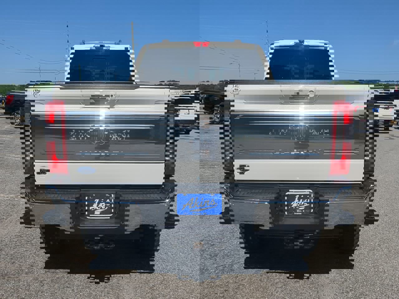 Used 2024 Ford F250 King Ranch w/ Chrome Package image 4